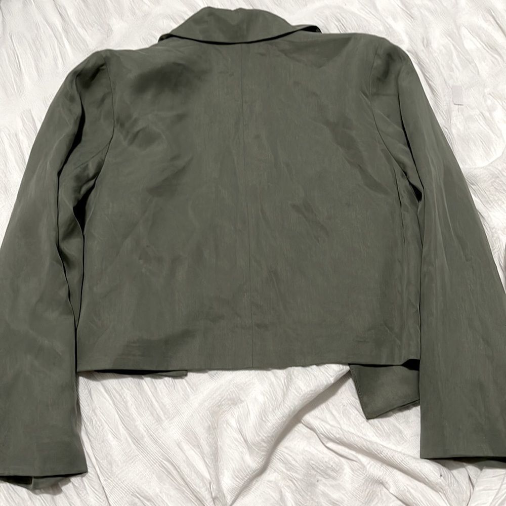 NWT- Banana Republic - 4 & 14 - Picture 2 of 6